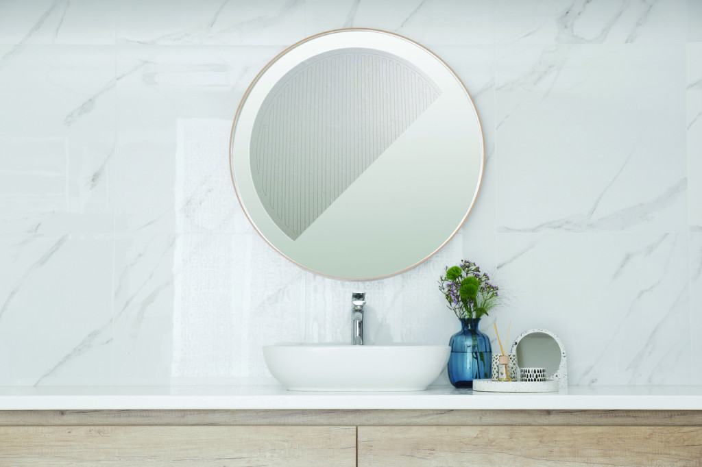 Mirror Demister Scene CMYK